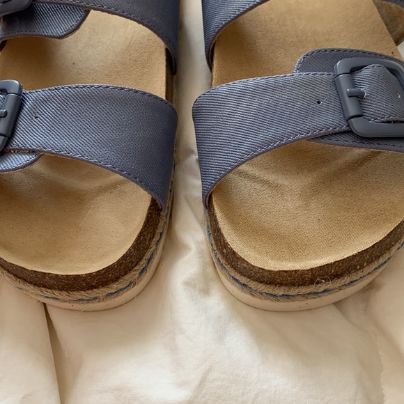 Size 8 Bjorndal Kai Blue Sandal - Picture 4 of 7